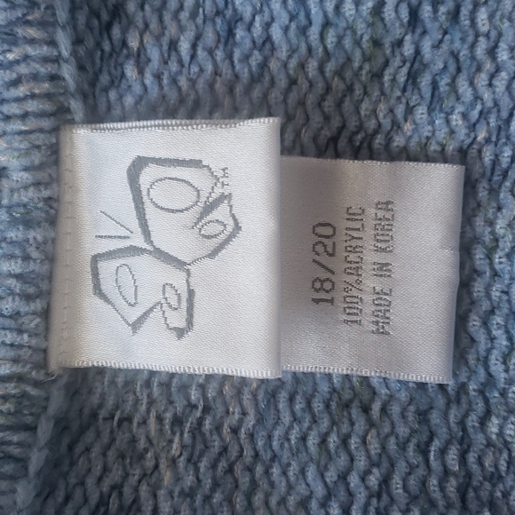 Womens off the shoulder sweater - Picture 3 of 3